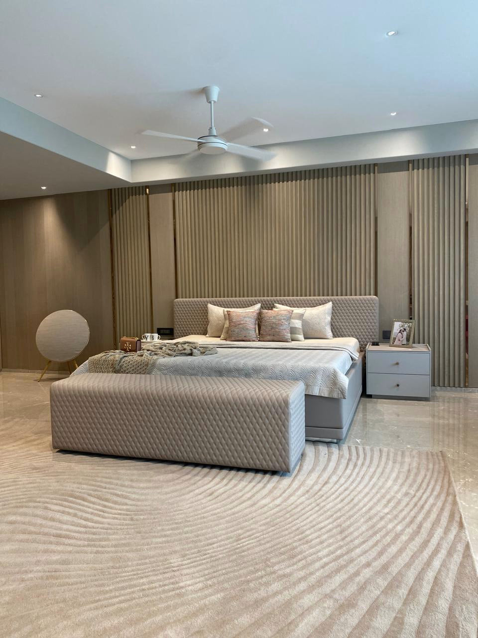 Luxury handmade wool area rug for modern living room