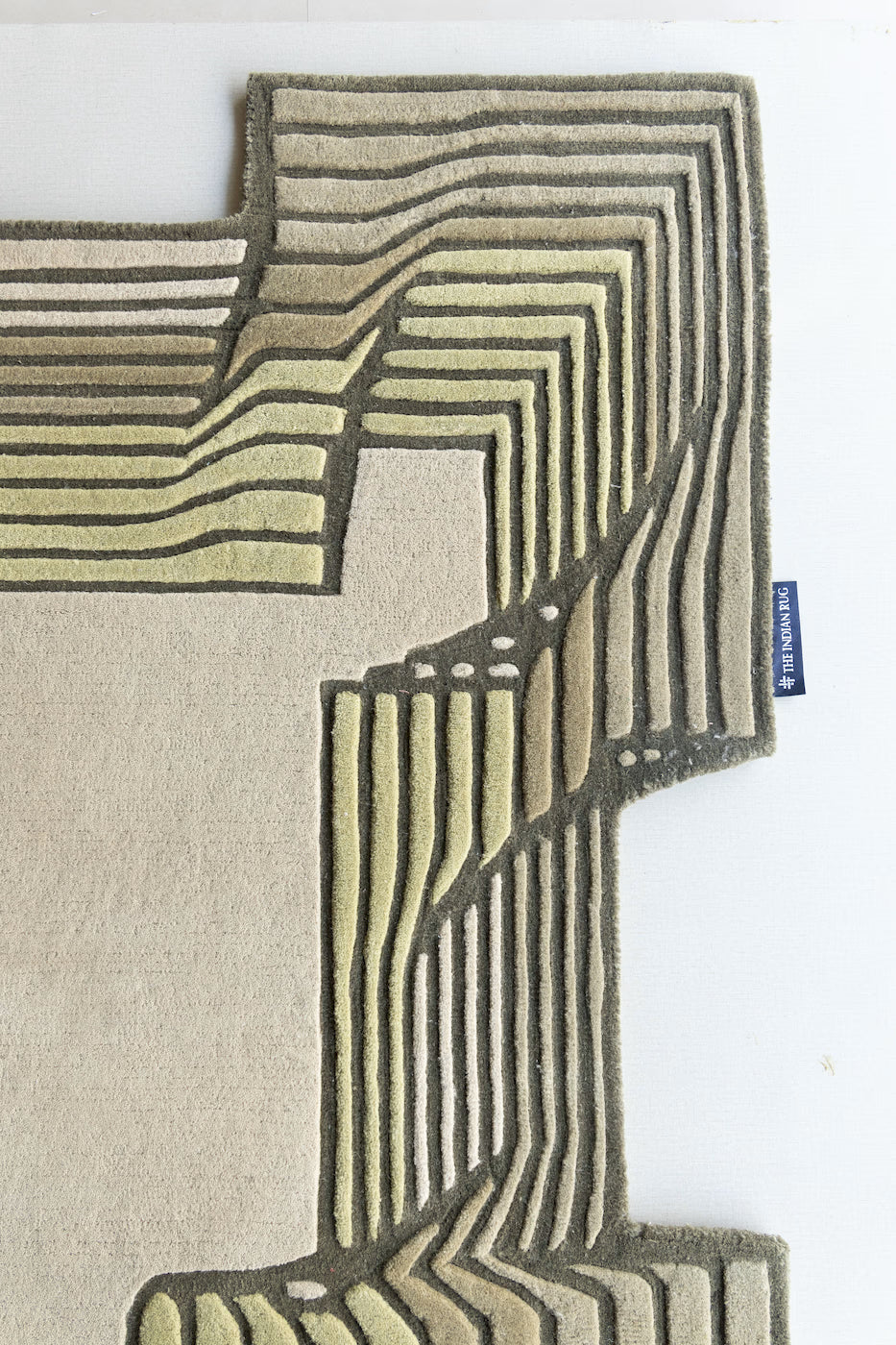 Intra Rug