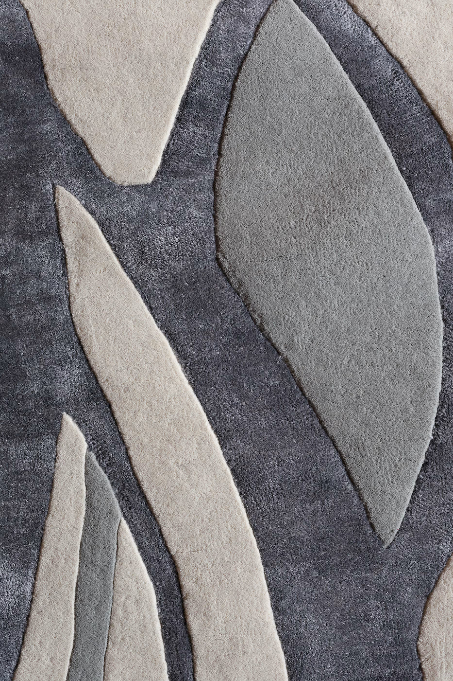 Luxury handmade wool and tencel rug with abstract lines