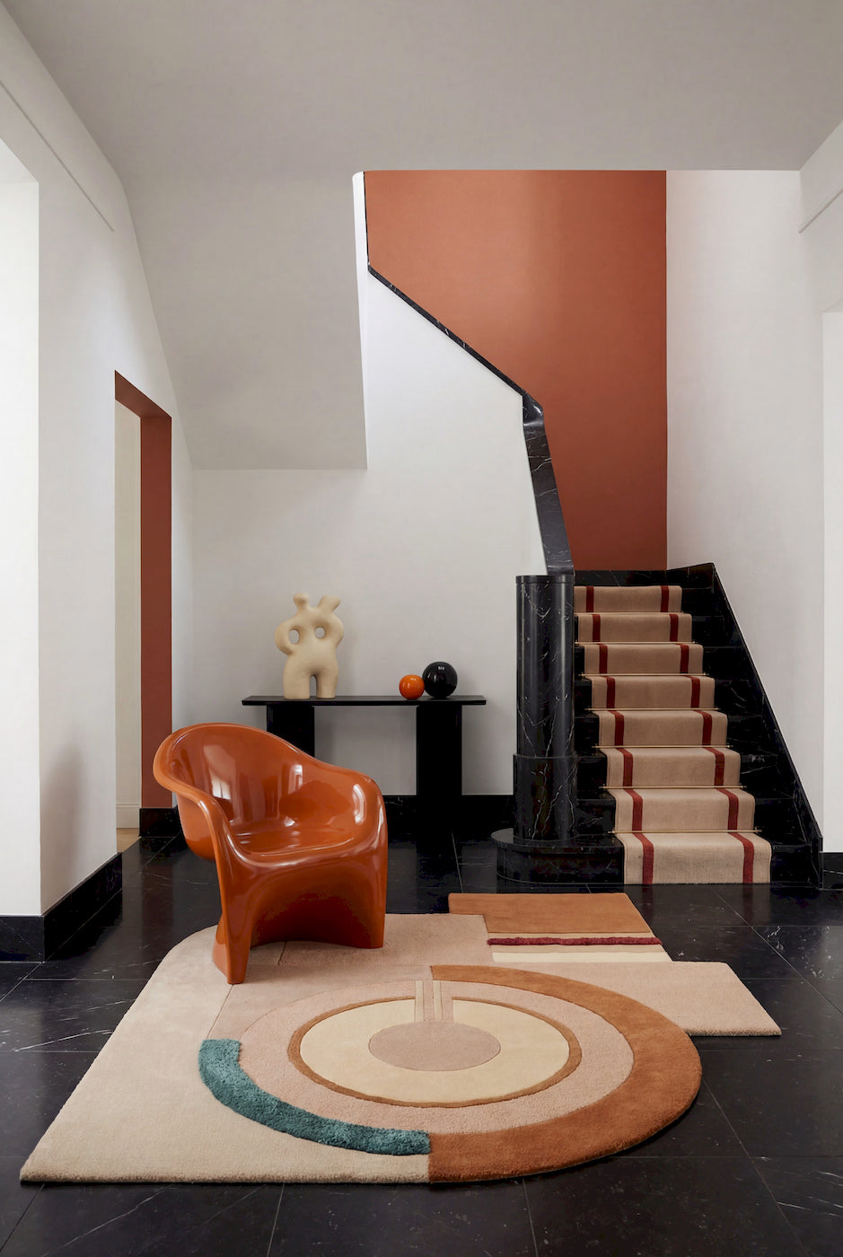 Luxury abstract wool rug with circular design