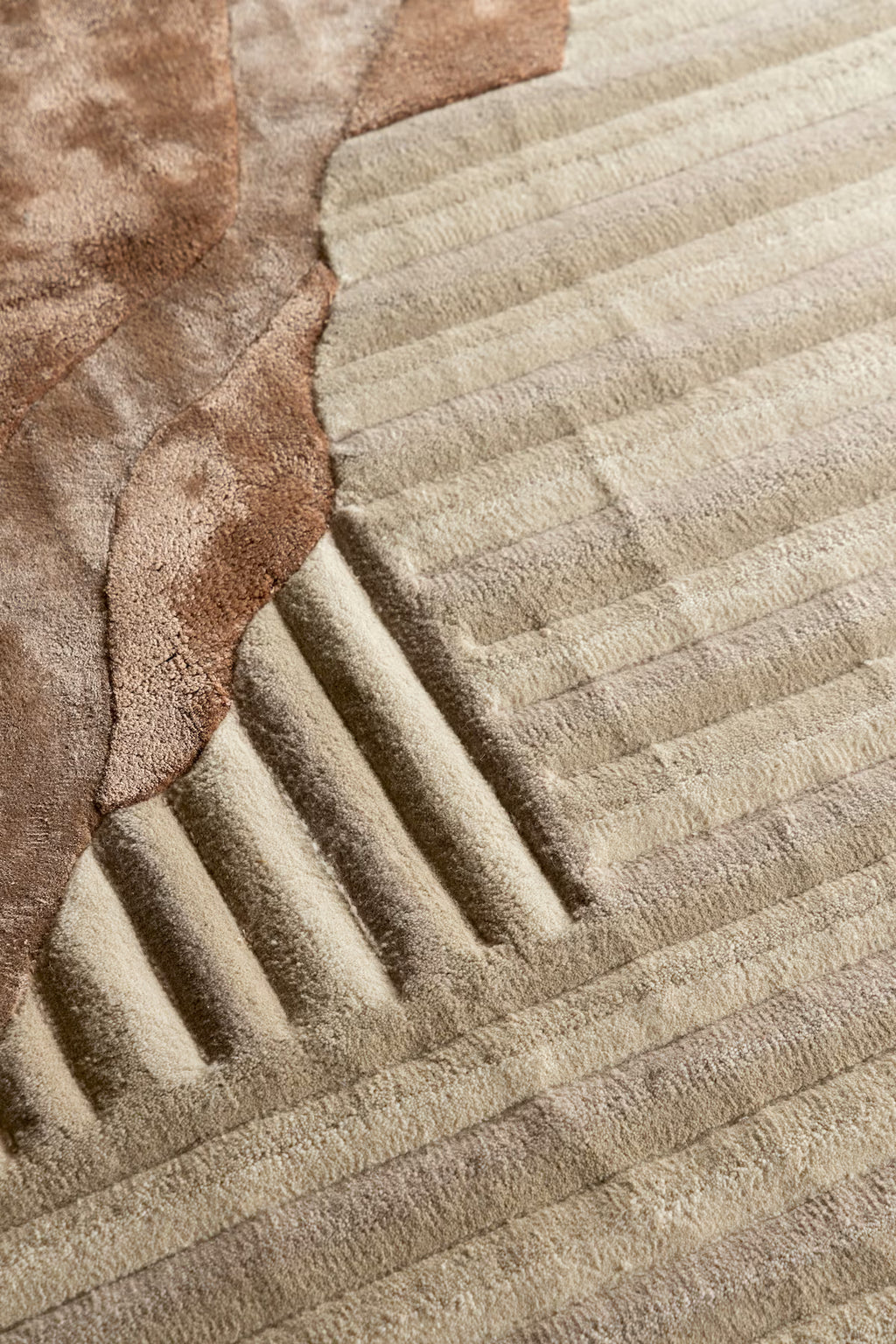 Tranquil Tides Rust Rug