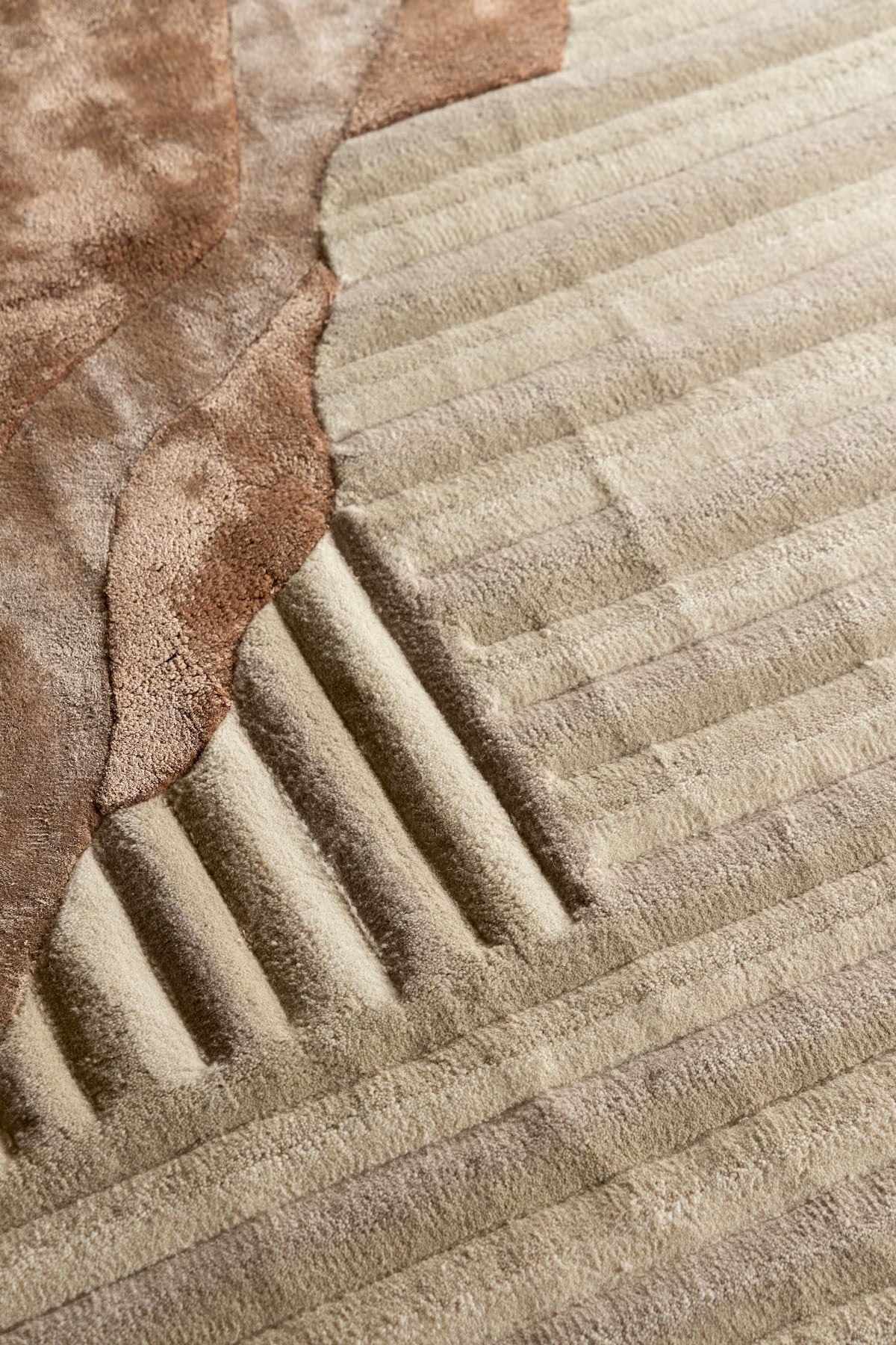 Tranquil Tides Rust Rug